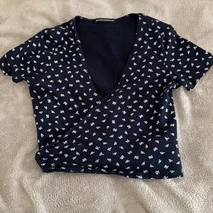 Brandy Melville Short Sleeve Tie Around Top